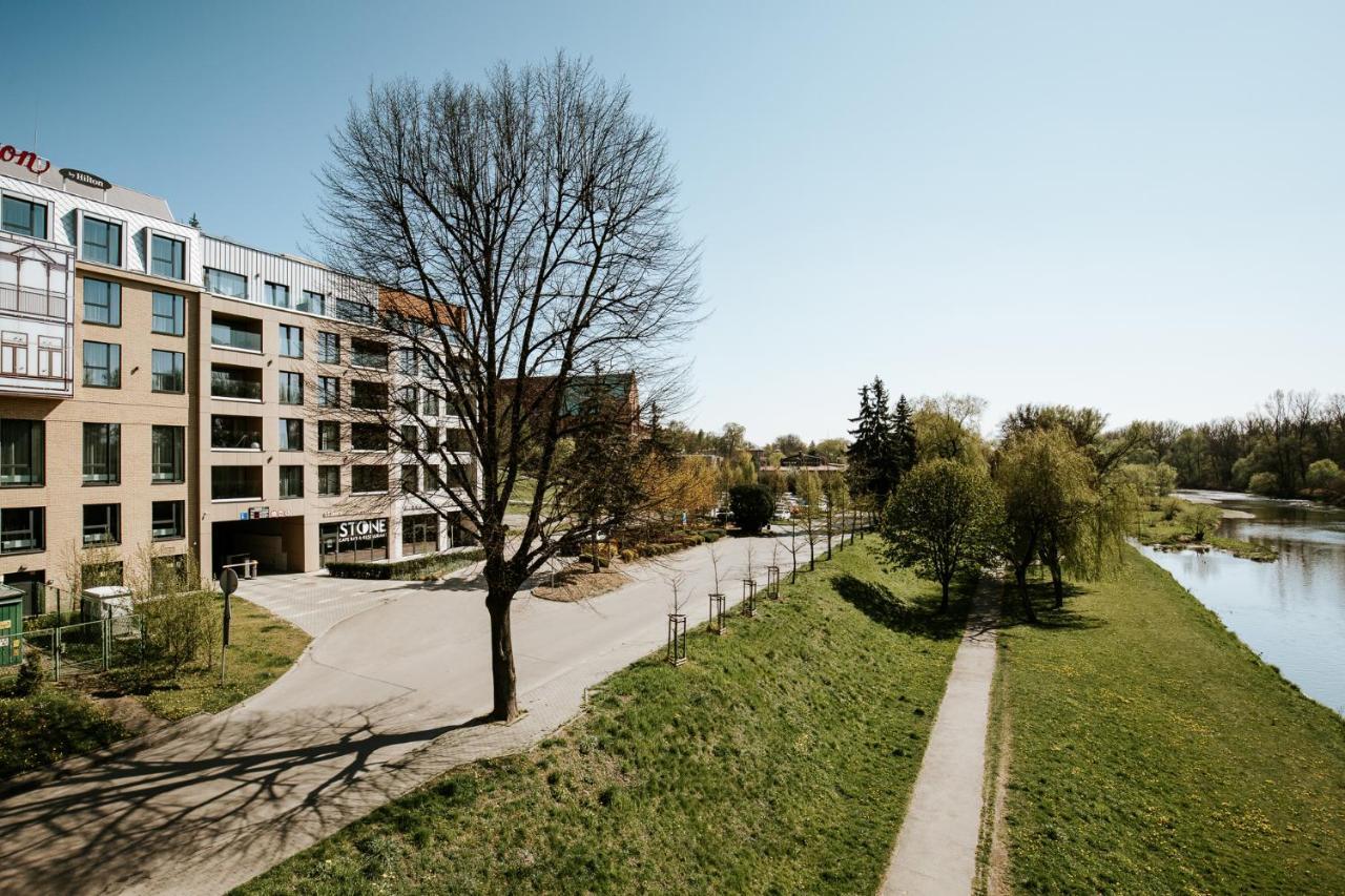 River Side Nr3 *